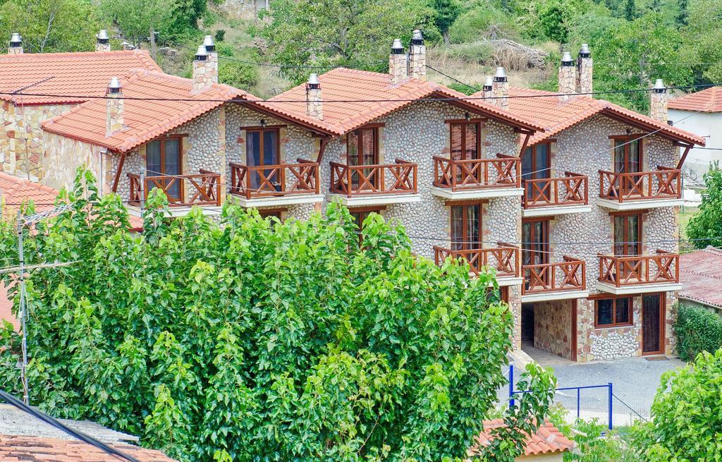 Oneiro Resort カト・ザクロロウ エクステリア 写真