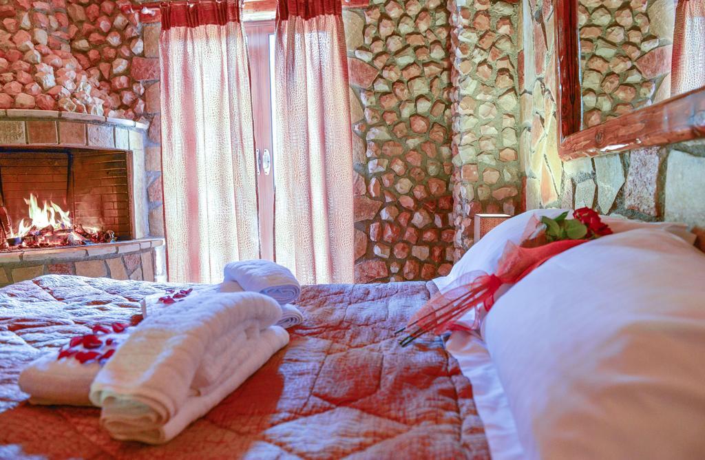 Oneiro Resort カト・ザクロロウ エクステリア 写真